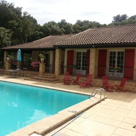 La Combe Joseph Acomodação com café da manhã Remoulins Exterior foto