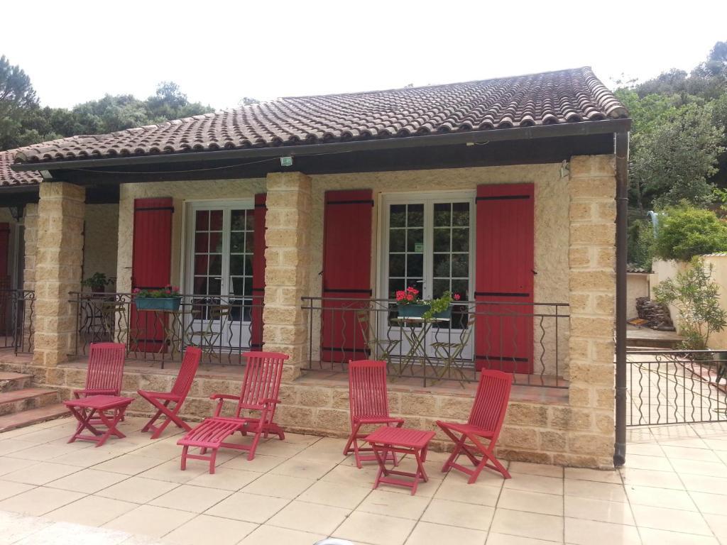 La Combe Joseph Acomodação com café da manhã Remoulins Quarto foto